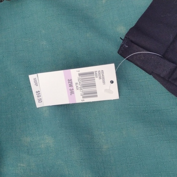 Izod Men's Black Pants NWT (32x34) - Picture 4 of 4